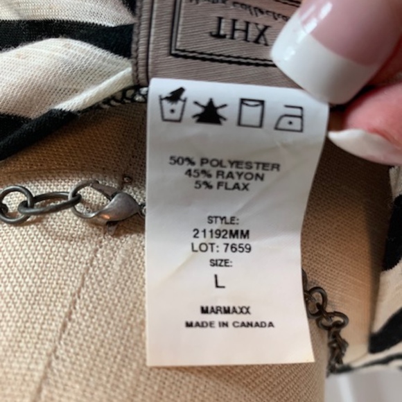 THX Women's Striped Knit Shrug - Picture 8 of 8